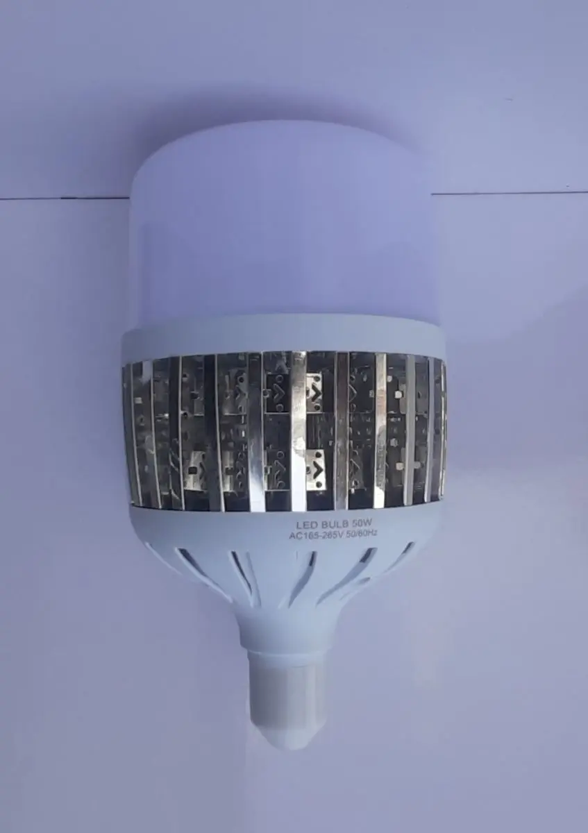 50W Wentalýasiýa Çyrasy