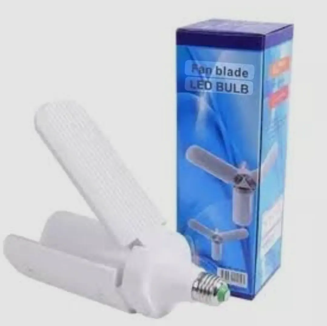 Лампа ЛЕД 18W E27 тройная складная