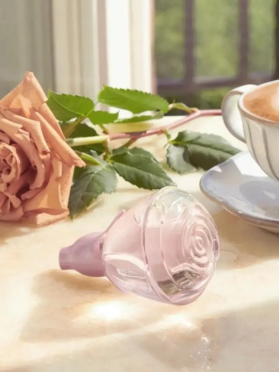 Oriflame 46052 | Aýal-gyzlar üçin parfýumeriýa suwy "Volare Tender" 50 ml