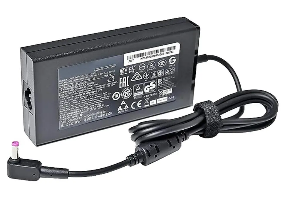 Acer ACAD19V7.1A | AC Adapter 19V/7.1A Original