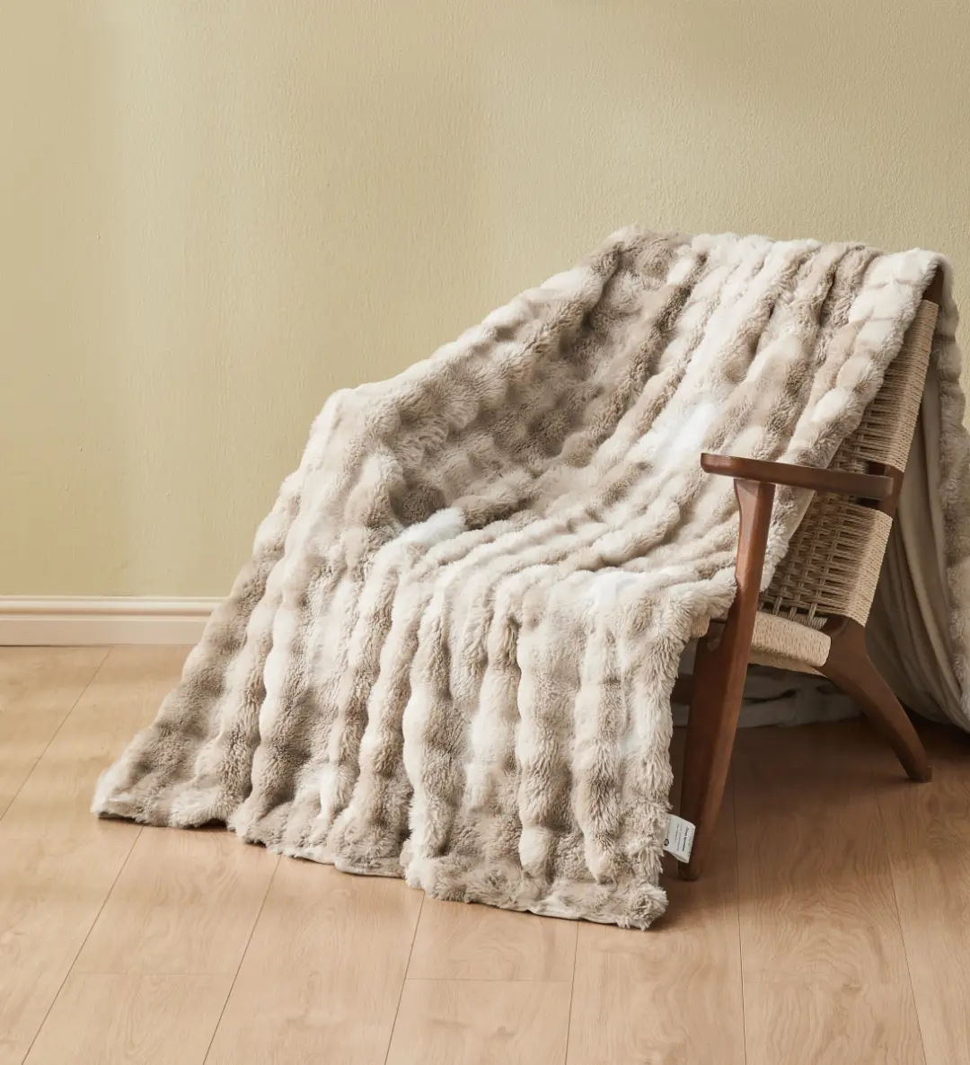 FABLE 3400002067 | Throw Soft Durable Fabric