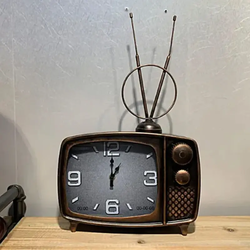 Vintage BK-00085118 | Metal Sagat Telewizor Şekilli Berk Retro Dizaýn
