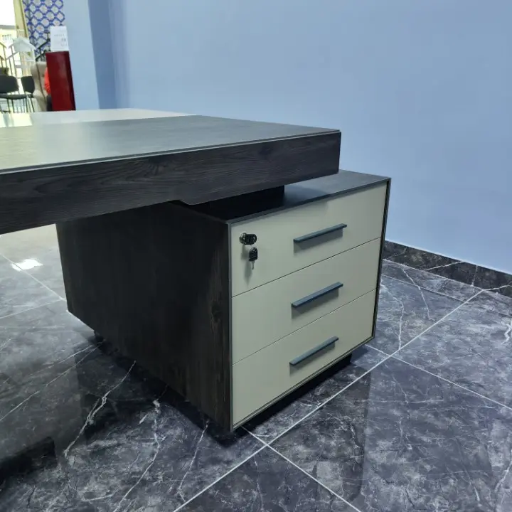 Konfull New Auro | Ofis Mebel Toplumy Türkiýe, Stol+Şkaf+Žurnalny Stol