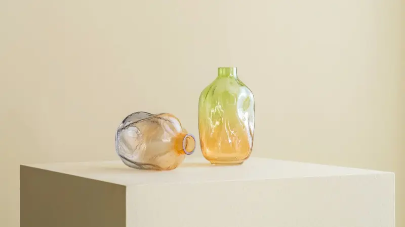 AMORFO 3200421126 | Glass Vase Small Gradient Design