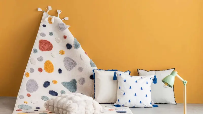 FEATHER 3120018247 | Декоративная подушка кремово-голубая, прочная ткань