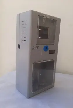 Маленький пластиковый щит легкий и прочный