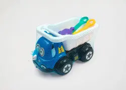 Игрушечный грузовик